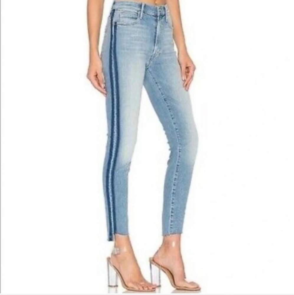 Mother The Stunner Zip Ankle Jeans In Light Kitty Racer